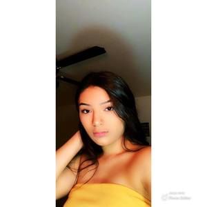 Meet your Posher, Sanaa